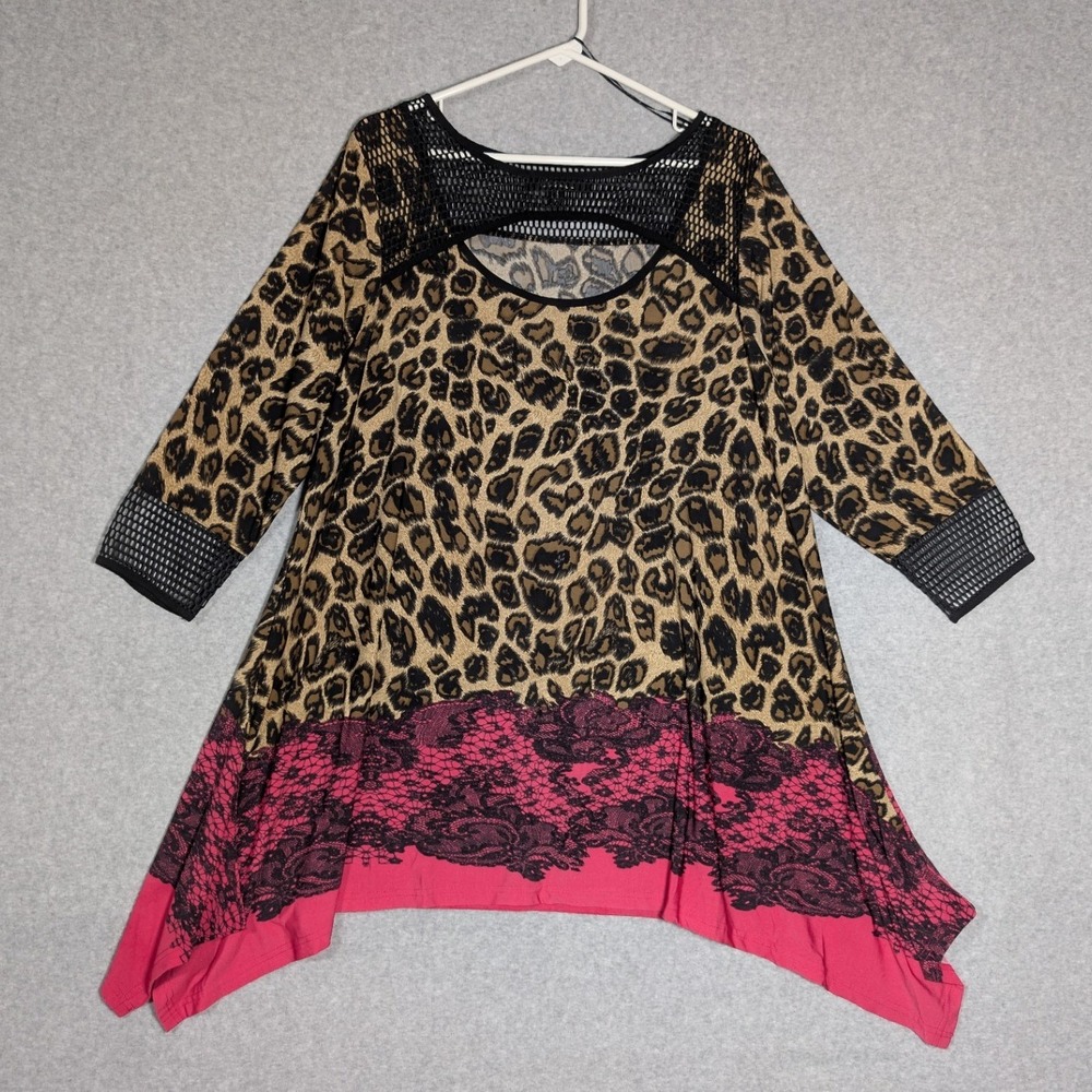 Calessa Tunic Top Womens 1X Brown Leopard‎ Print Sharkbite Hem Eclectic Fishnet